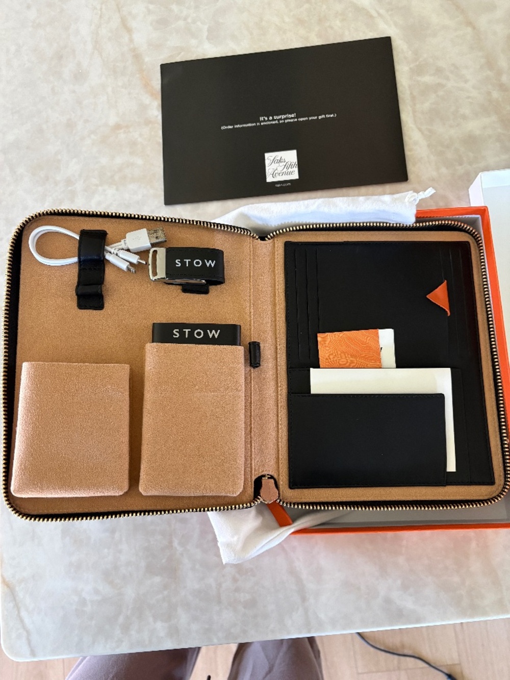 Stow wander lux leather padfolio